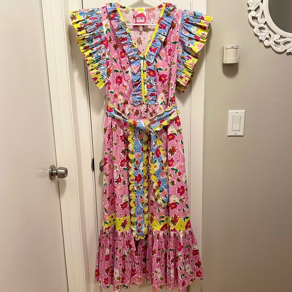 Celia B Topaz Midi Dress M Tiered Belted Flutter Slv Vibrant Colorful Party Fun - Picture 3 of 11
